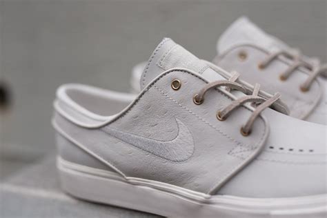 nike air janoski beige|nike janoski sb.